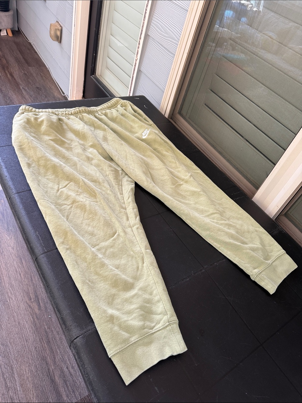Nike Men's Pale Green Fleece Joggers